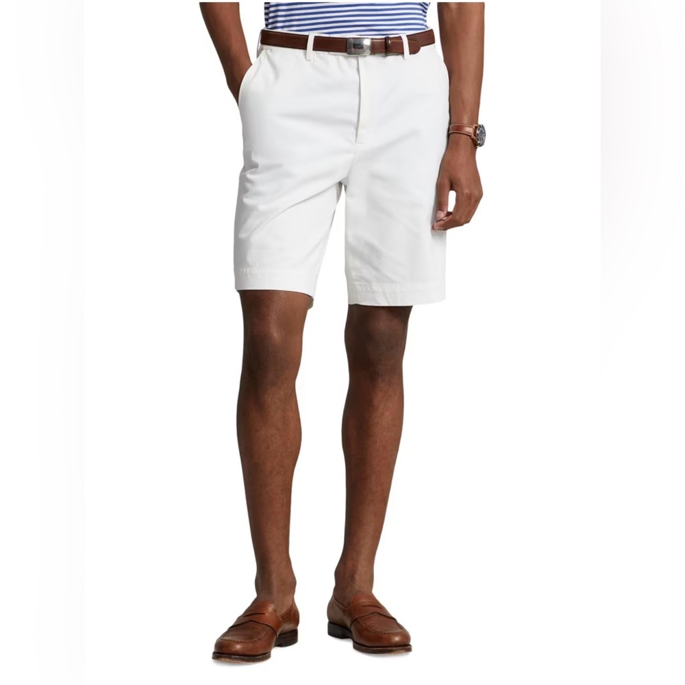 Cremieux man size 40 comfort stretch flat front shorts, white color